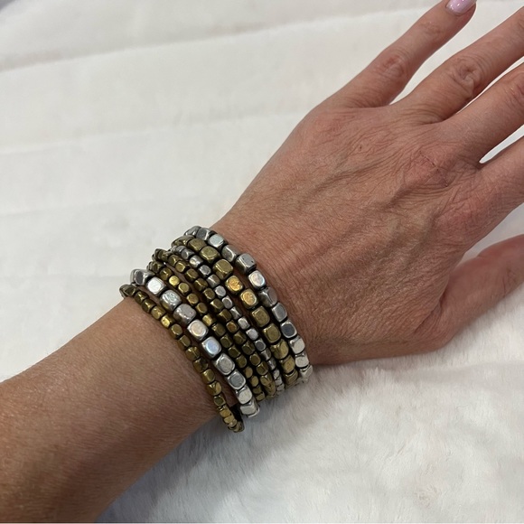 NWOT 7 Metal Beaded Stretch Bracelets -- Antique Gold and Silver - Picture 7 of 8